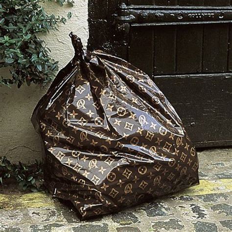 louis vuitton bin bag